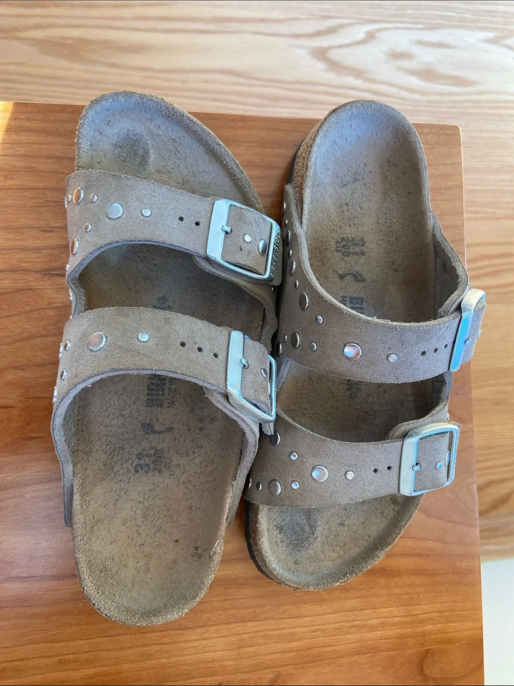 Birkenstock Kids Taupe Suede Double Buckle Stud Sandals size 31